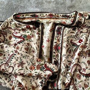 •Floral •Max Studio •Medium •Cardigan